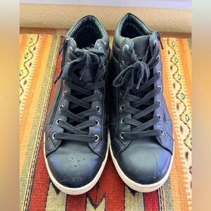 Taos Footwear Women’s Black Leather High-Top Sneakers size 8.5 or 39